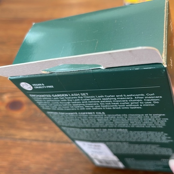 Tweezerman | Lash Gift Set | Classic Lash Curler & iLashcomb | Enchanted Forest - Picture 3 of 4